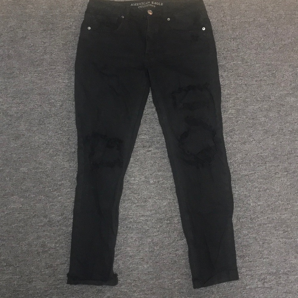 Black ripped boyfriend jeans